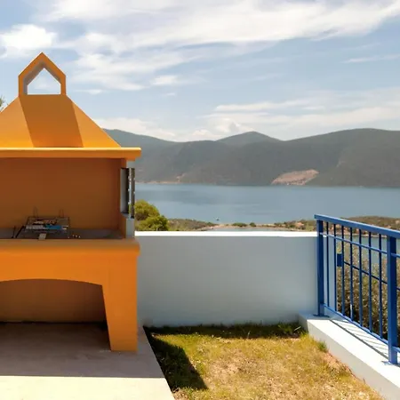 Skorponeria Bay Luxury