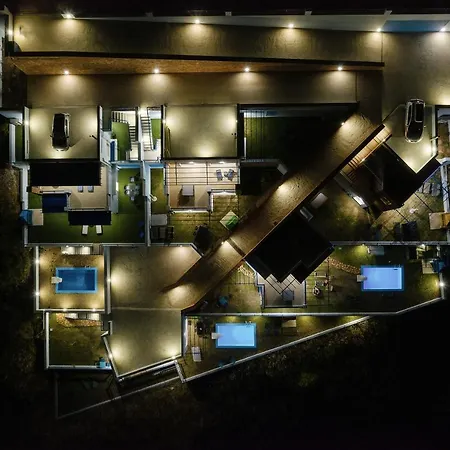 Skorponeria Bay Luxury
