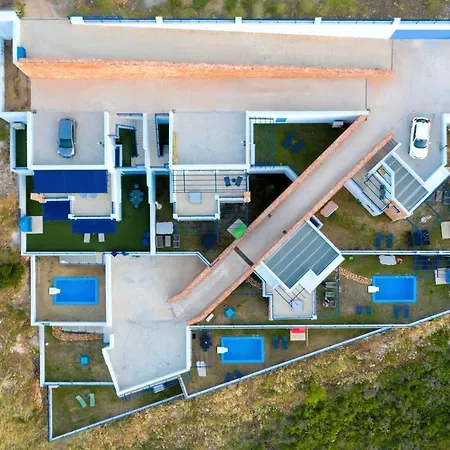 Skorponeria Bay Luxury Skroponeria